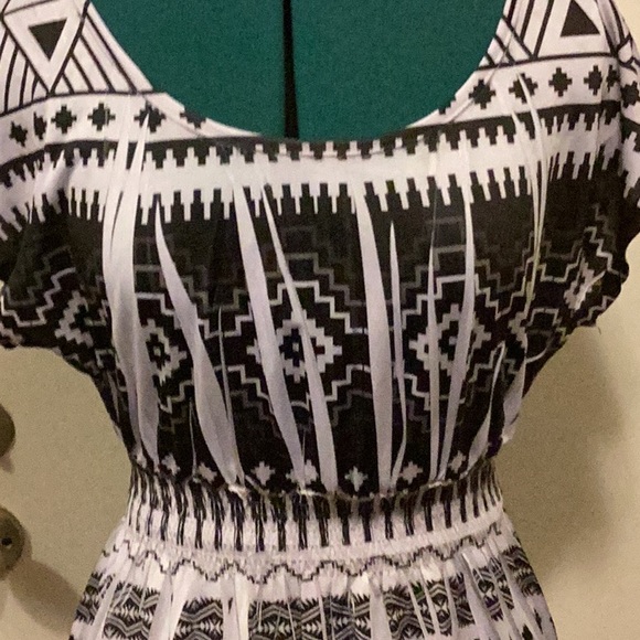 Womens subliminal print Dress short sleeves SMALL Black & White - Picture 3 of 9